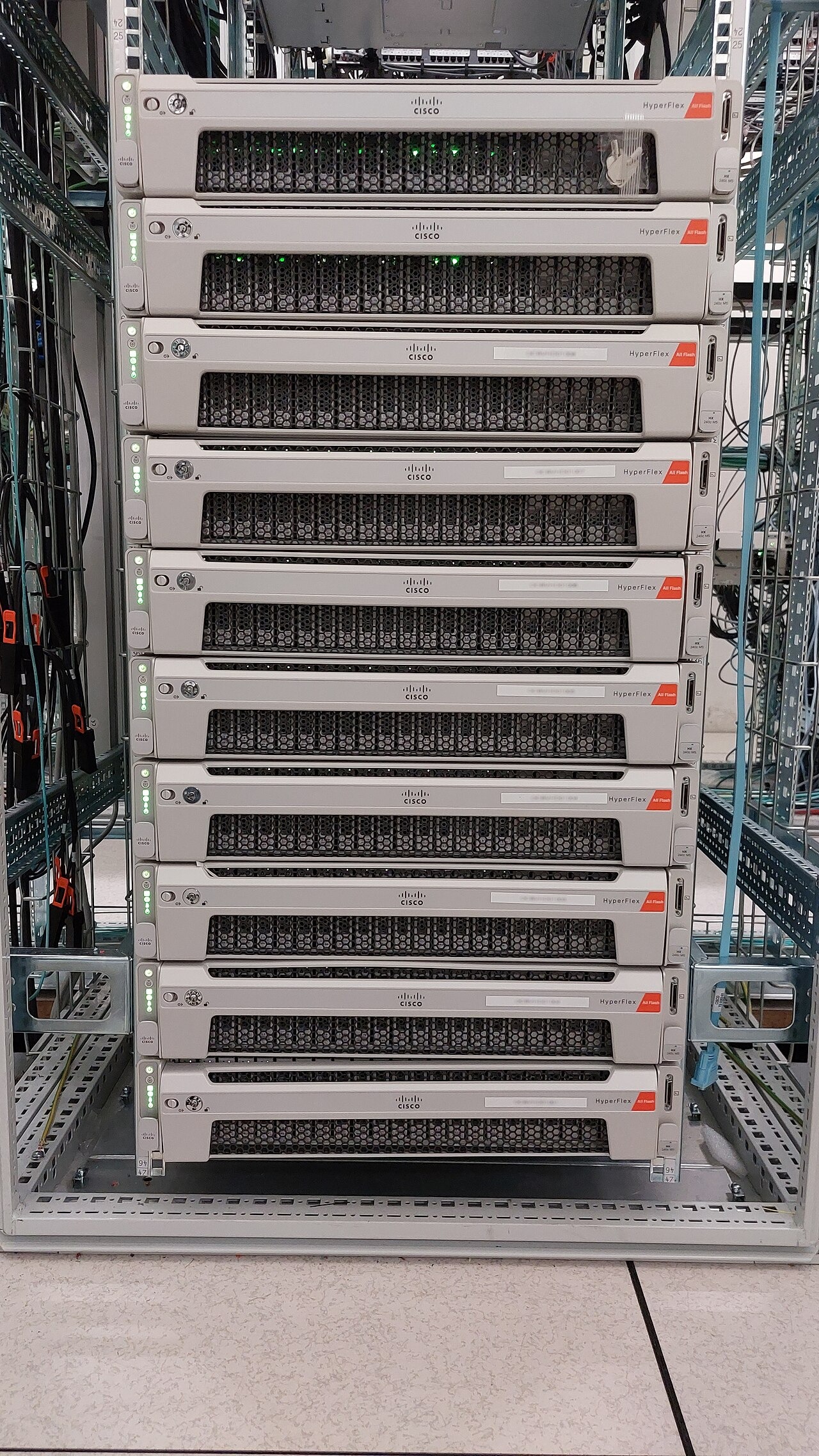File photo: Rack of Cisco HyperFlex HXAF 240c M5 enterprise server nodes in a VMware ESXi cluster. Illustrative context; not a photograph of the reported event.