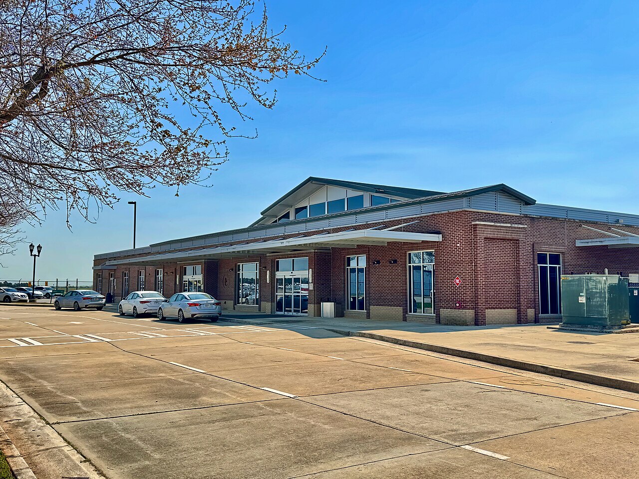 File photo of the terminal at Athens–Ben Epps Airport in Georgia, United States. Illustrative airport context; not the airport or event reported.